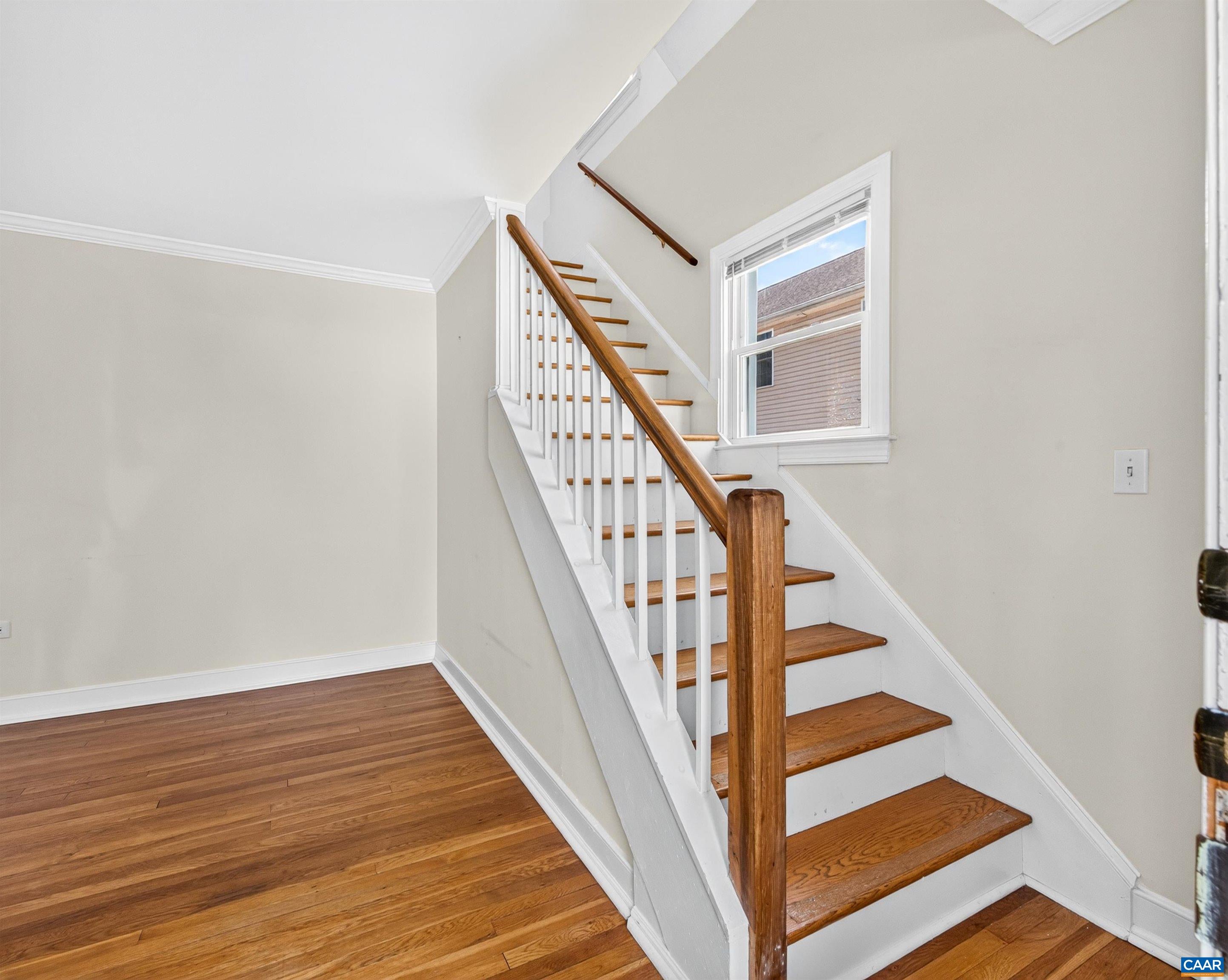 118 SUMMIT ST