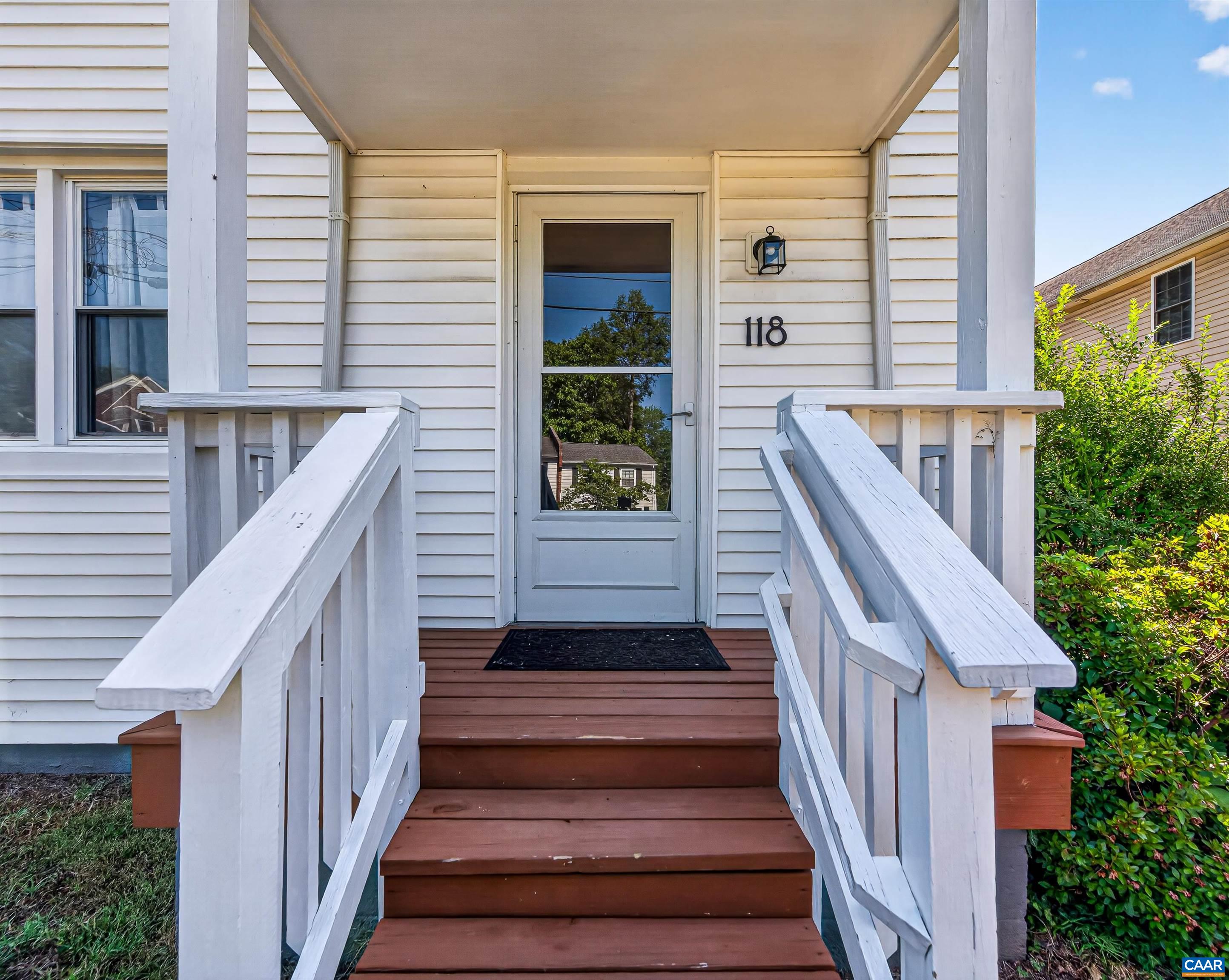 118 SUMMIT ST