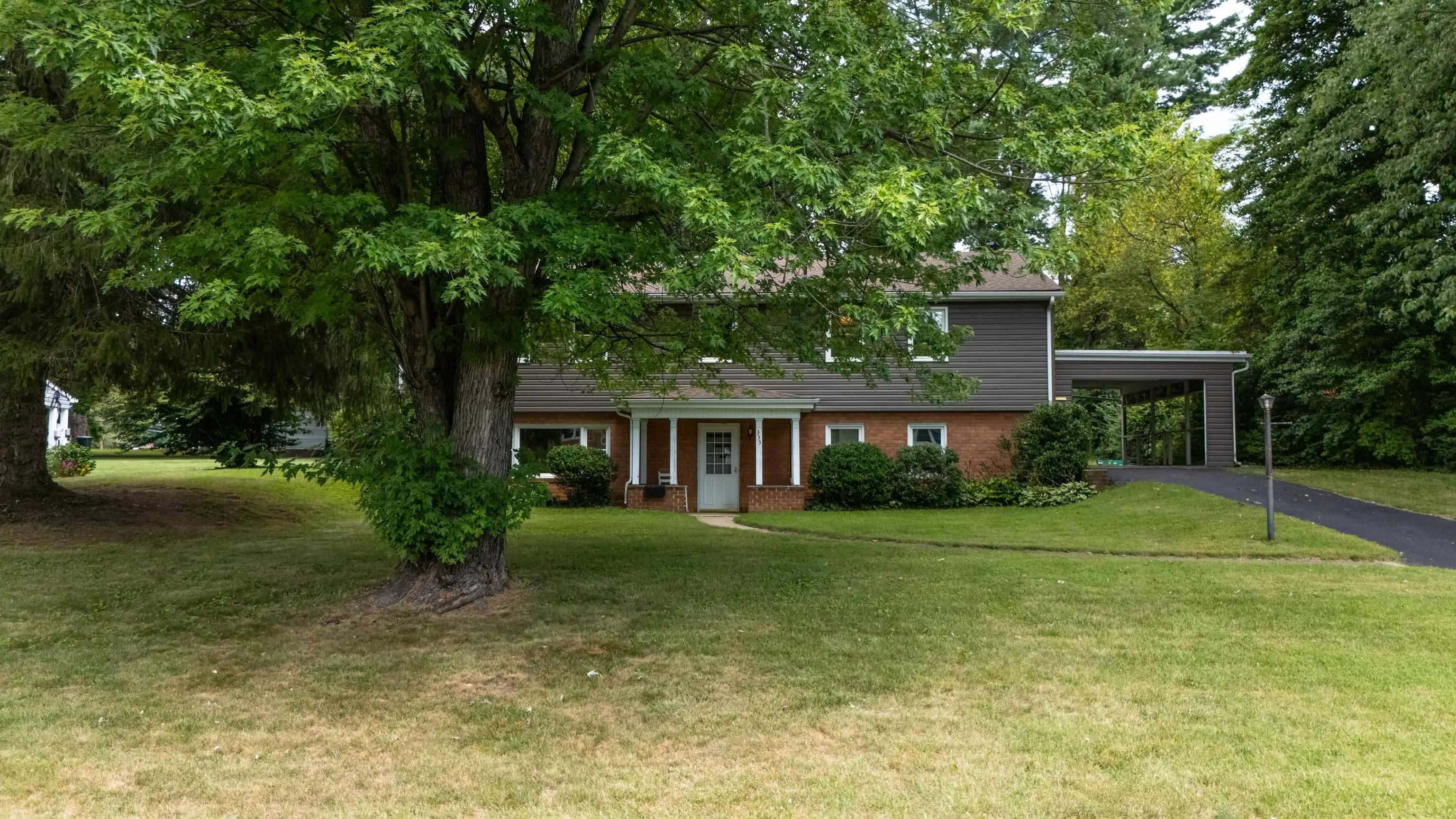 333 Shore Rd