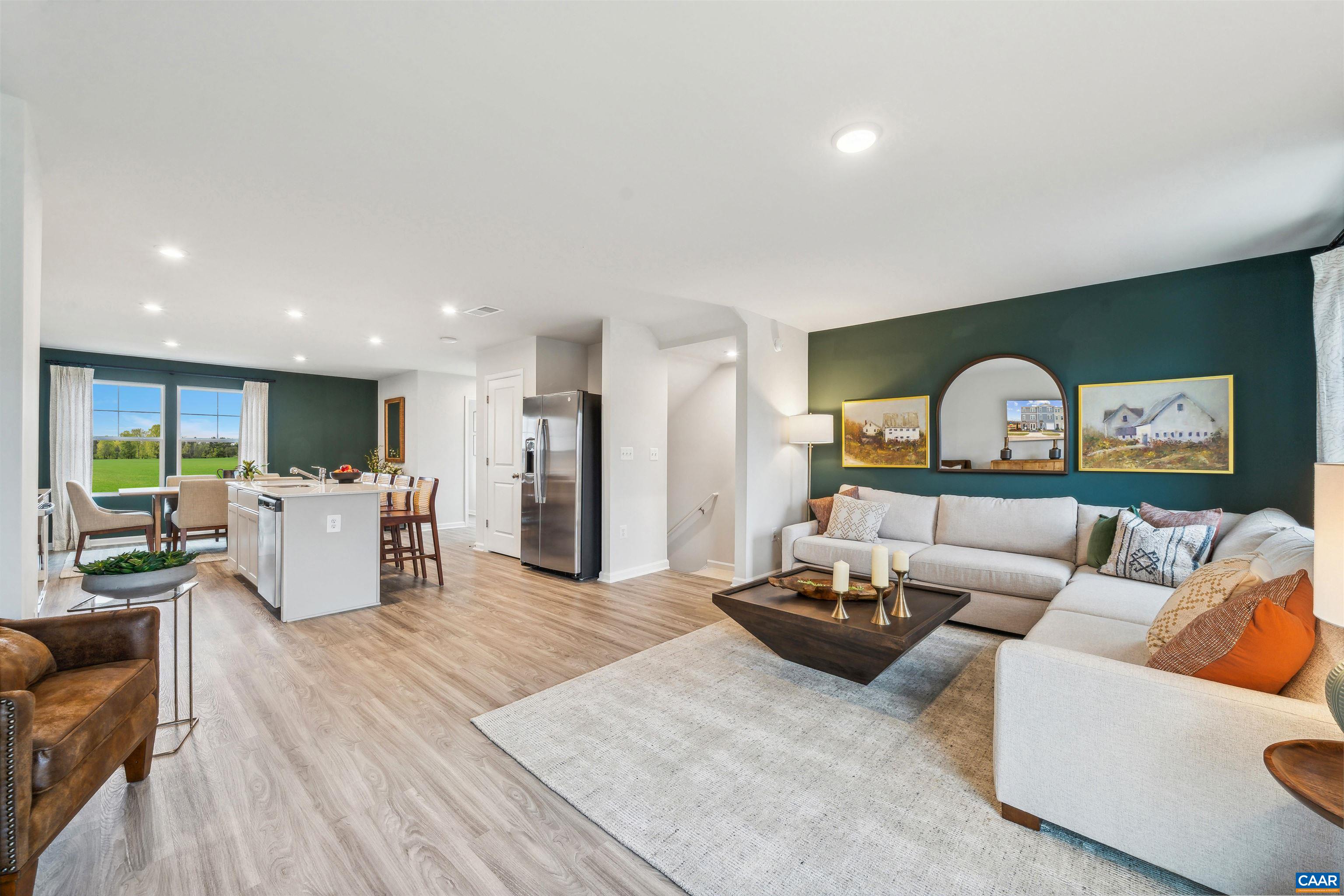 301 OLDFIELD DR