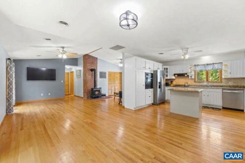 Photo for 323 PEACEFUL LN