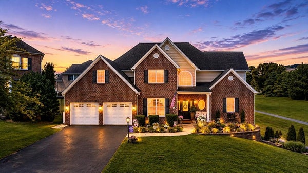 61 MEADOW GLEN DR, STAUNTON, VA 24401 - Image 95ac09c2bfd1b9bf8dc7dea7c1927db0/1464636353