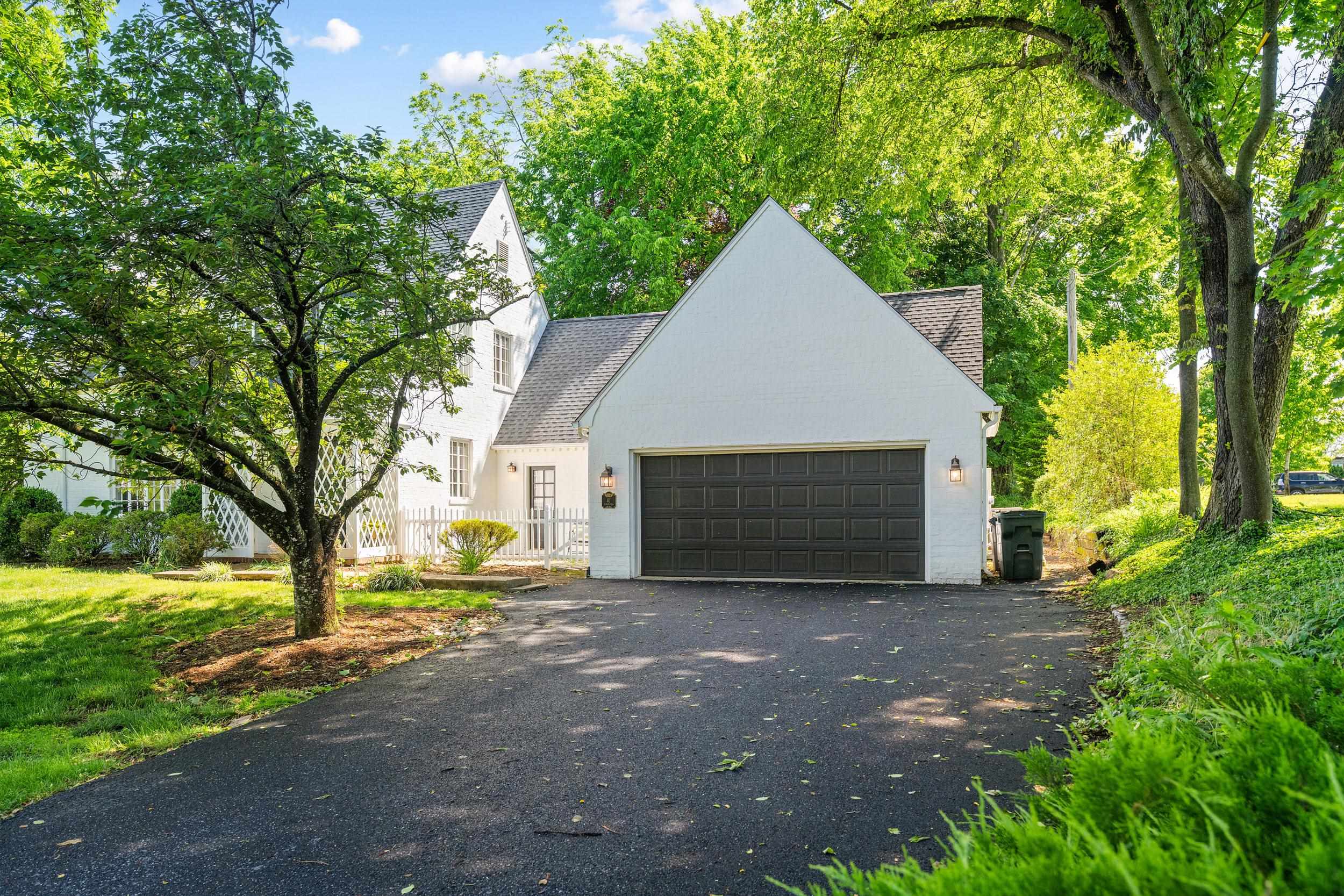 41 RIDGEVIEW RD