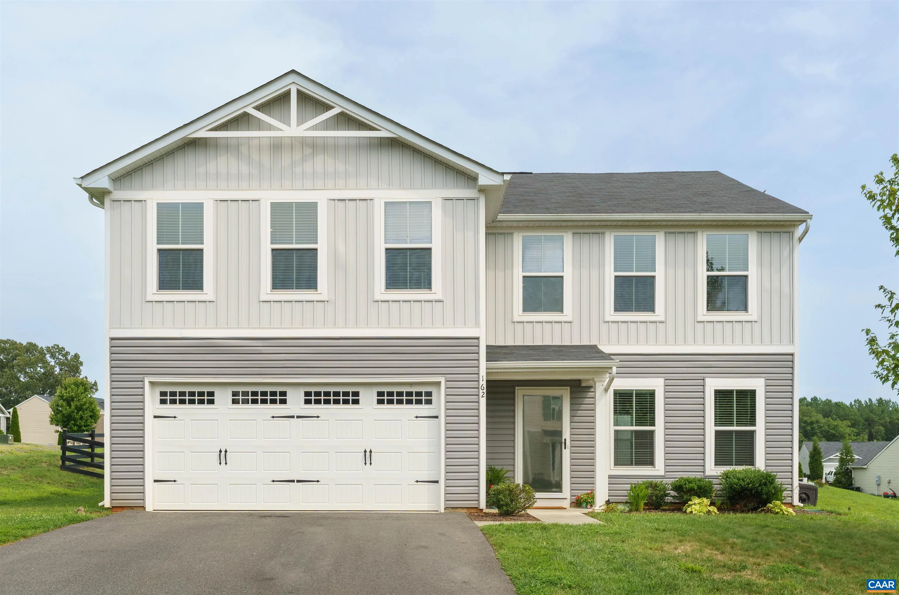 162 Richards Ct