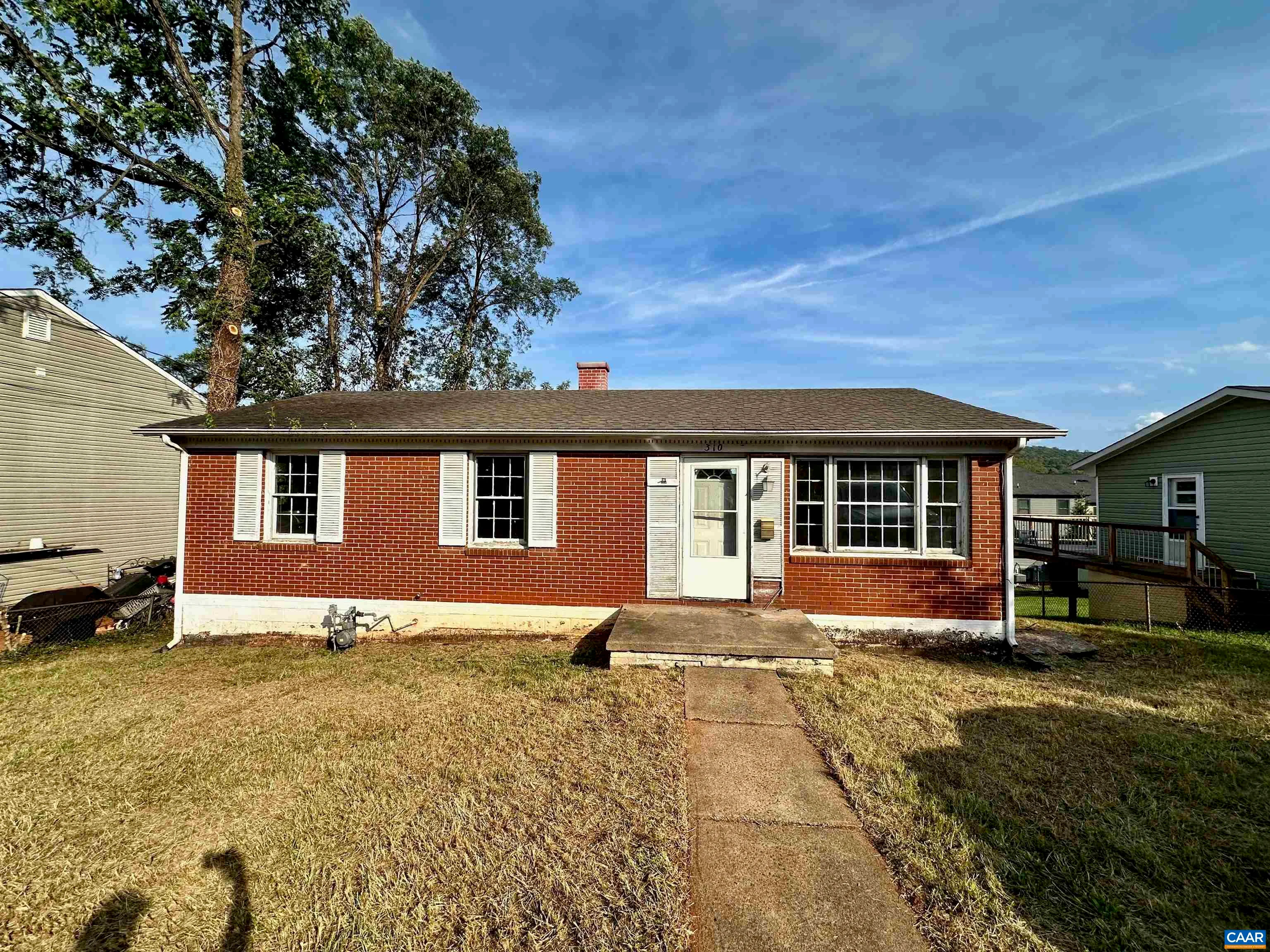 310 Carlton Rd