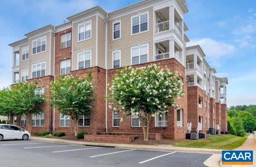 1051 Glenwood Station Ln Unit 103