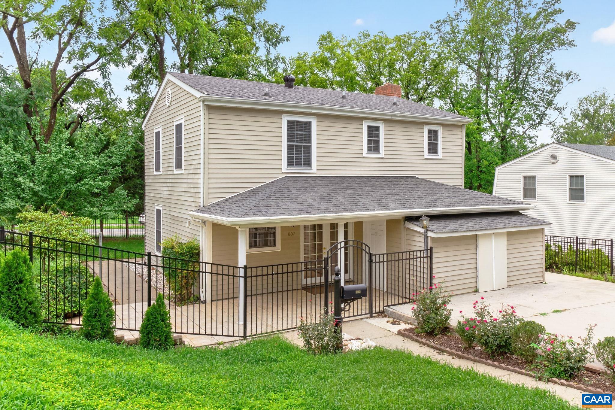 807 WATSON AVE