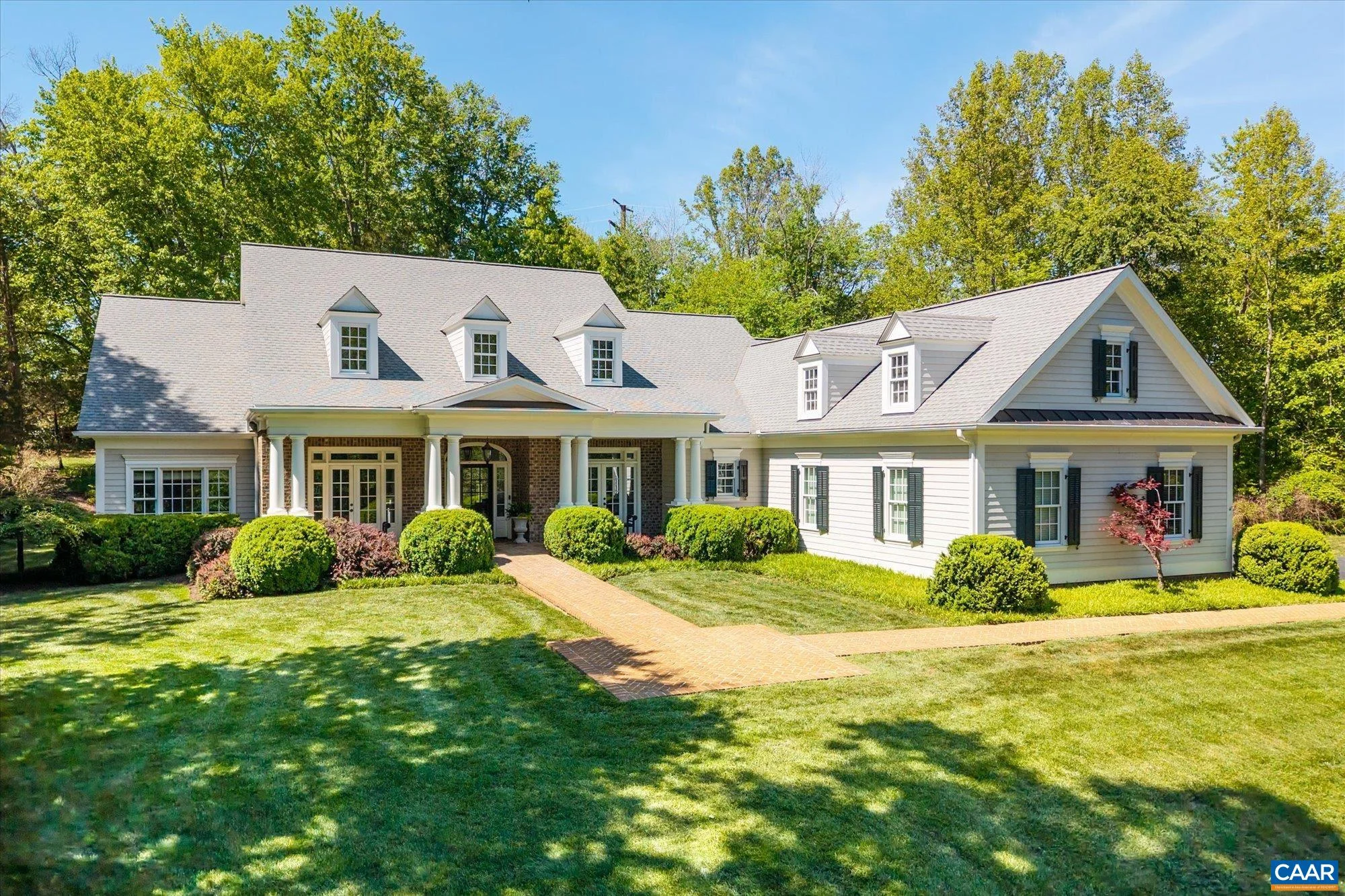 2946 Daventry Ln