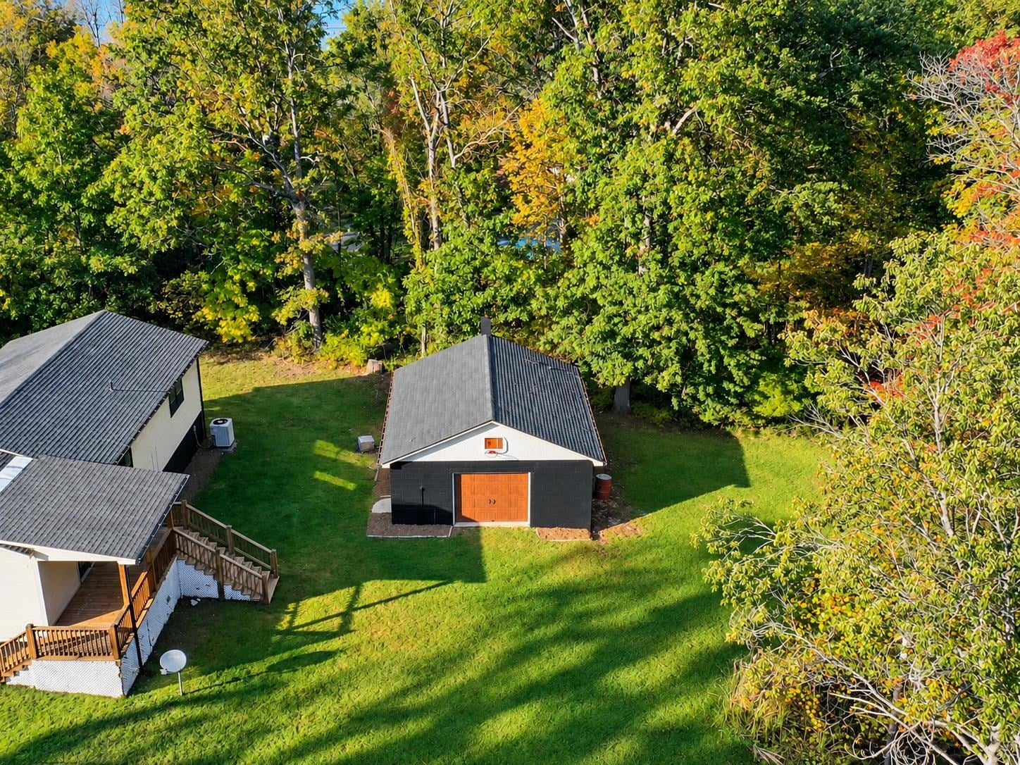 84 GREENBRIAR LN
