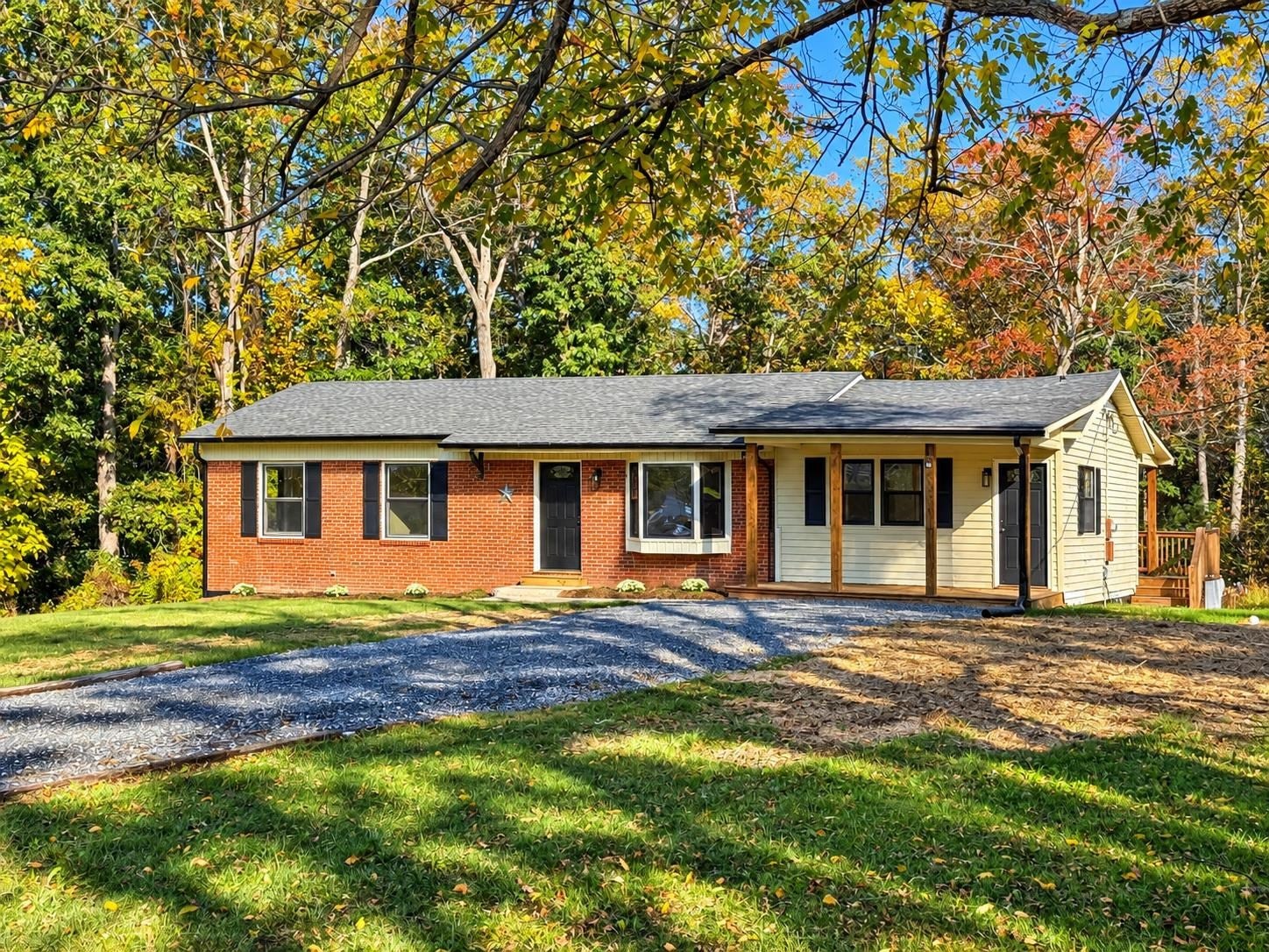 84 GREENBRIAR LN