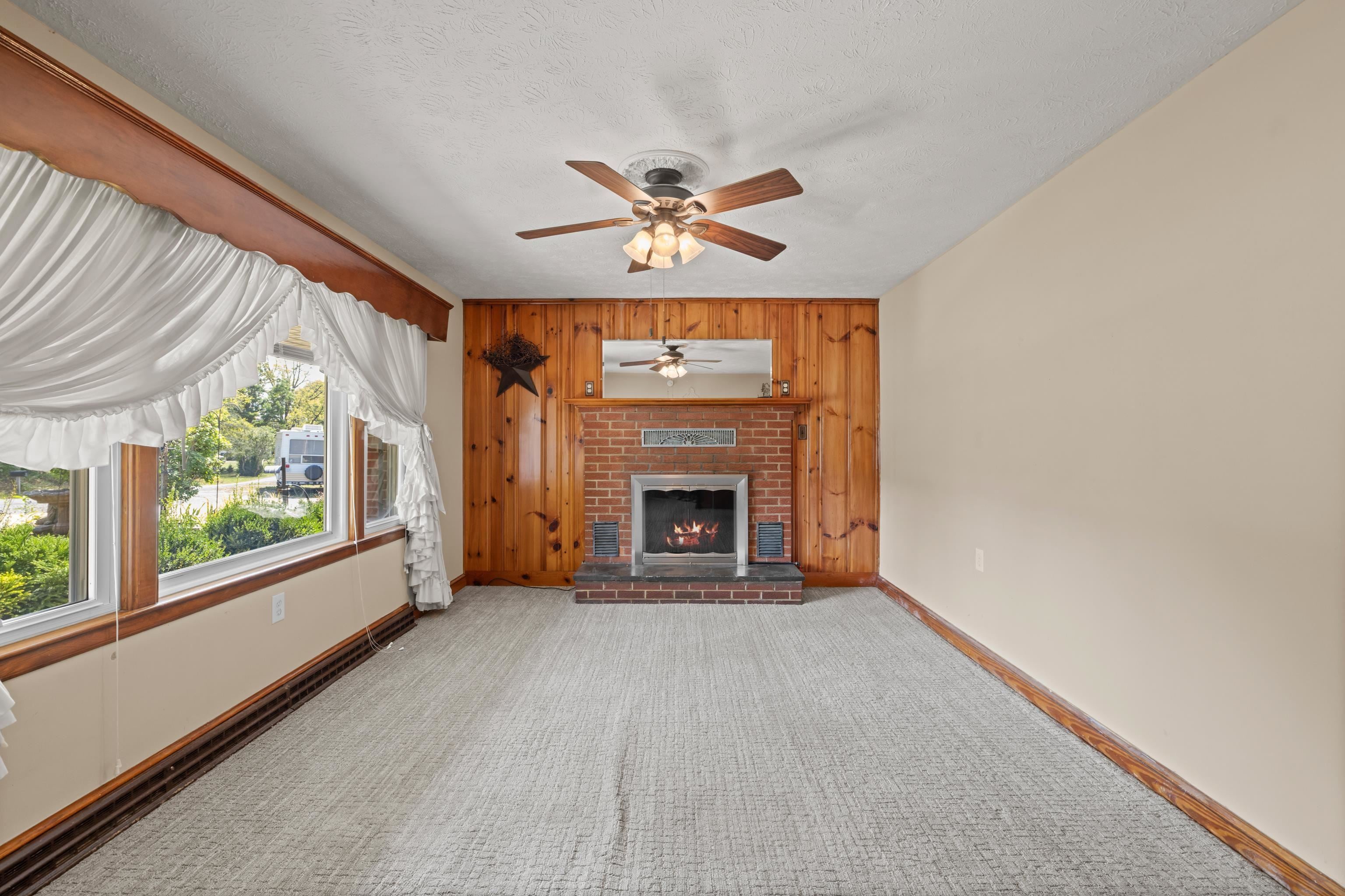 517 OLD WHITE HILL RD