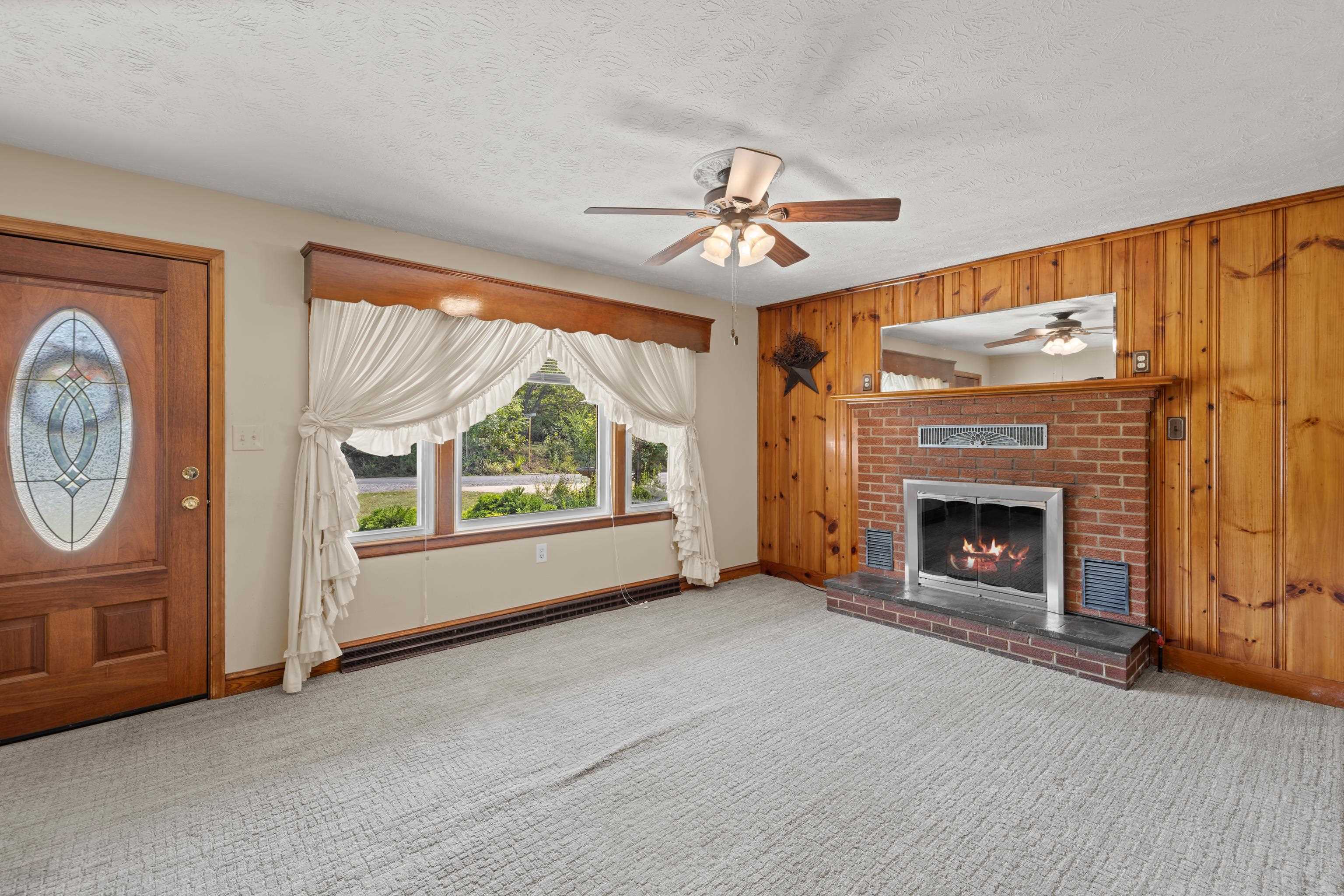 517 OLD WHITE HILL RD