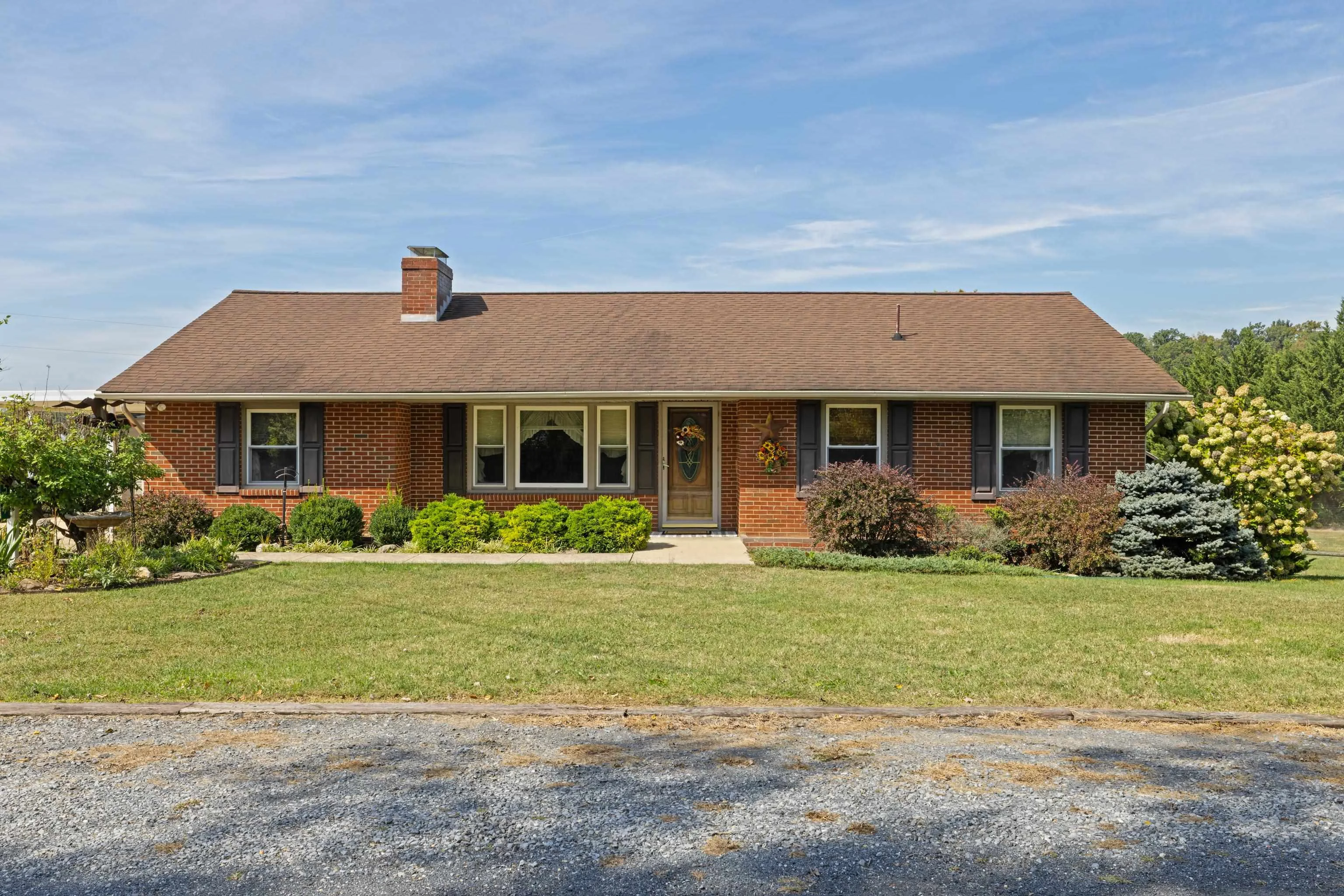 517 Old White Hill Rd