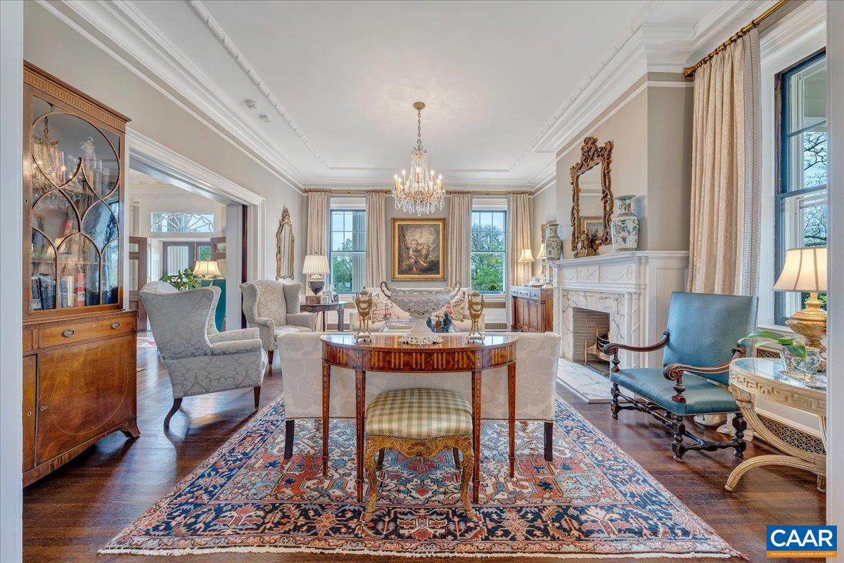 Lynchburg, Virginia 24503, United States, 7 Bedrooms Bedrooms, ,8 BathroomsBathrooms,Residential,Pending,110963