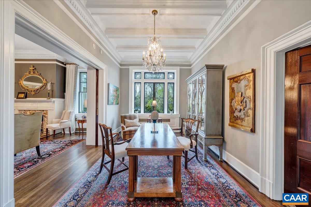 Lynchburg, Virginia 24503, United States, 7 Bedrooms Bedrooms, ,8 BathroomsBathrooms,Residential,Pending,110963