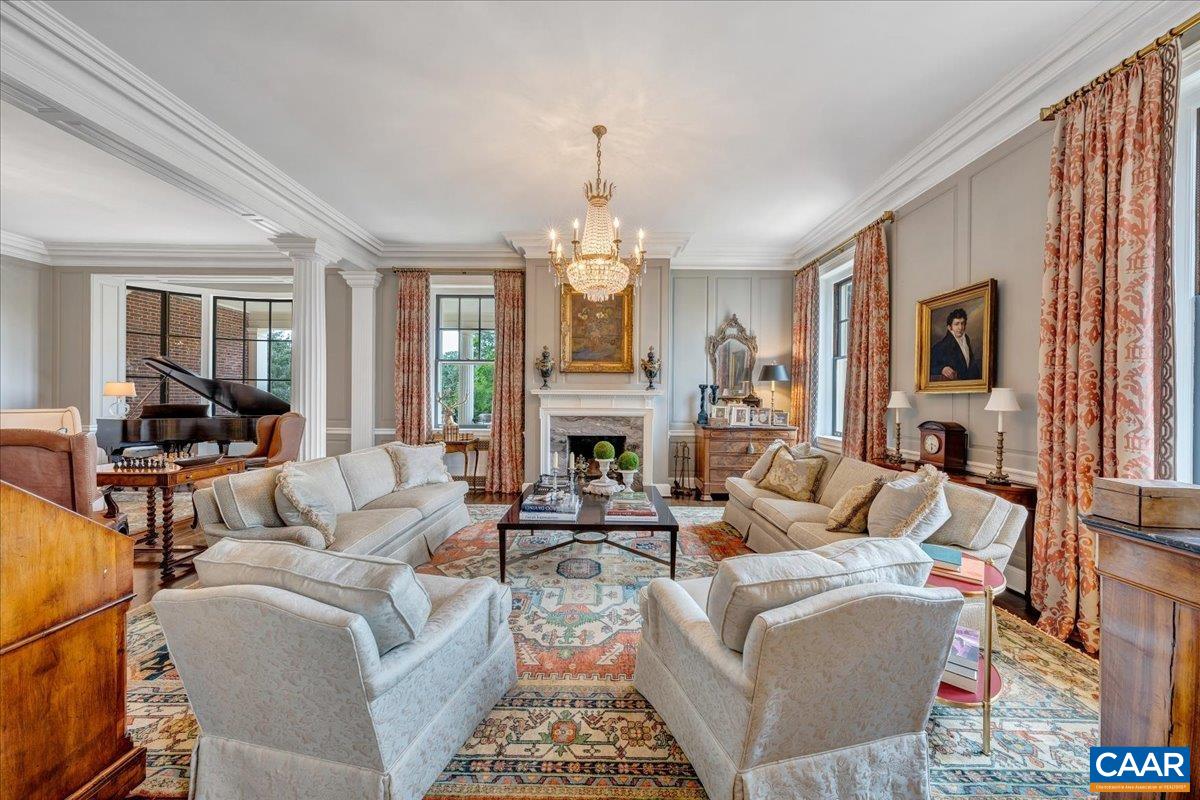 Lynchburg, Virginia 24503, United States, 7 Bedrooms Bedrooms, ,8 BathroomsBathrooms,Residential,Pending,110963