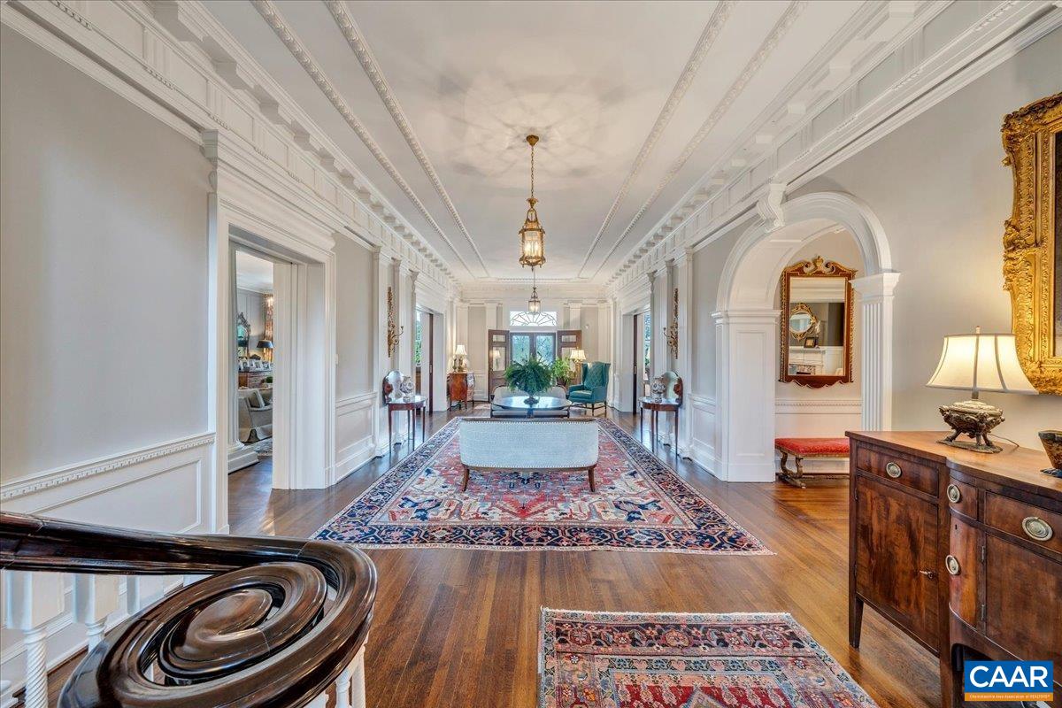 Lynchburg, Virginia 24503, United States, 7 Bedrooms Bedrooms, ,8 BathroomsBathrooms,Residential,Pending,110963