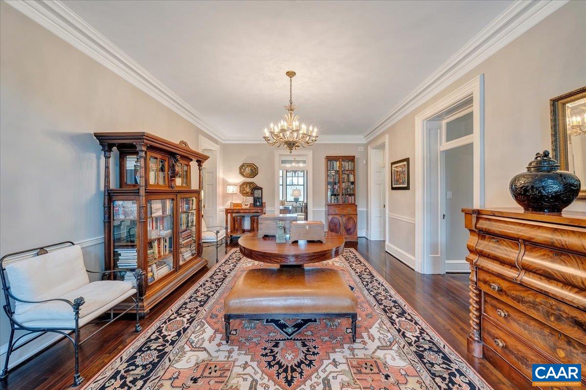 Lynchburg, Virginia 24503, United States, 7 Bedrooms Bedrooms, ,8 BathroomsBathrooms,Residential,Pending,110963