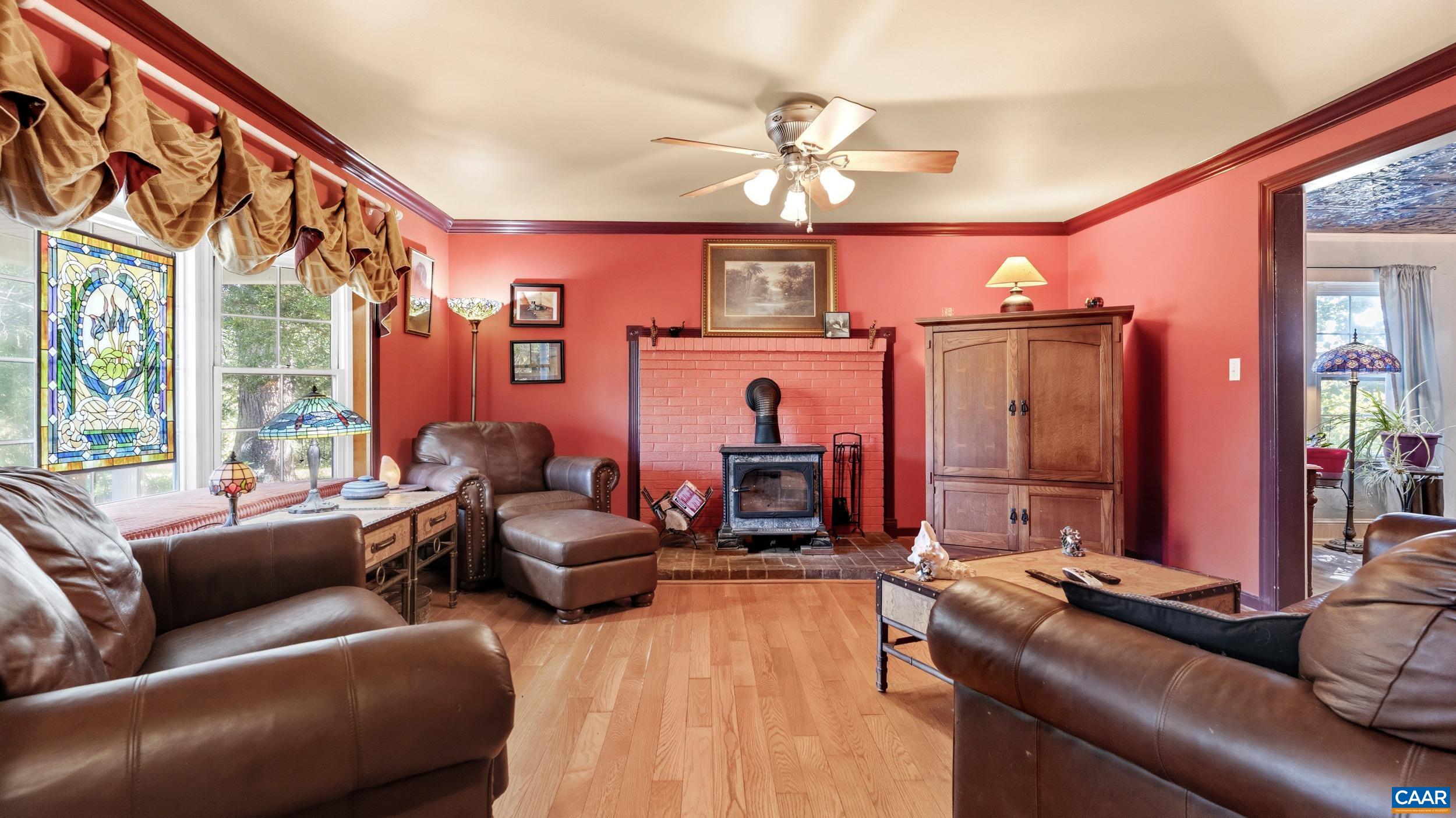 6029 CRUMPTOWN RD