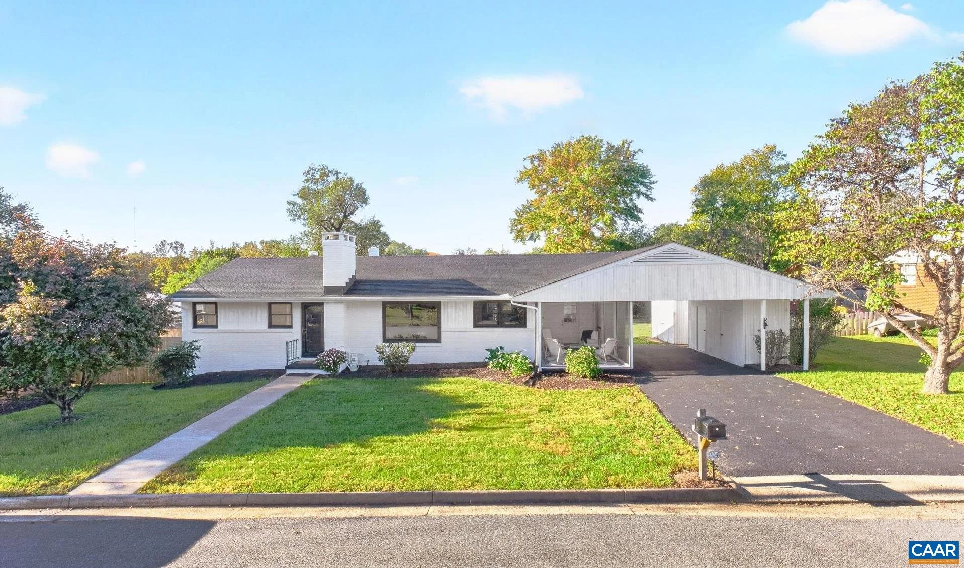 1304 Lester Dr