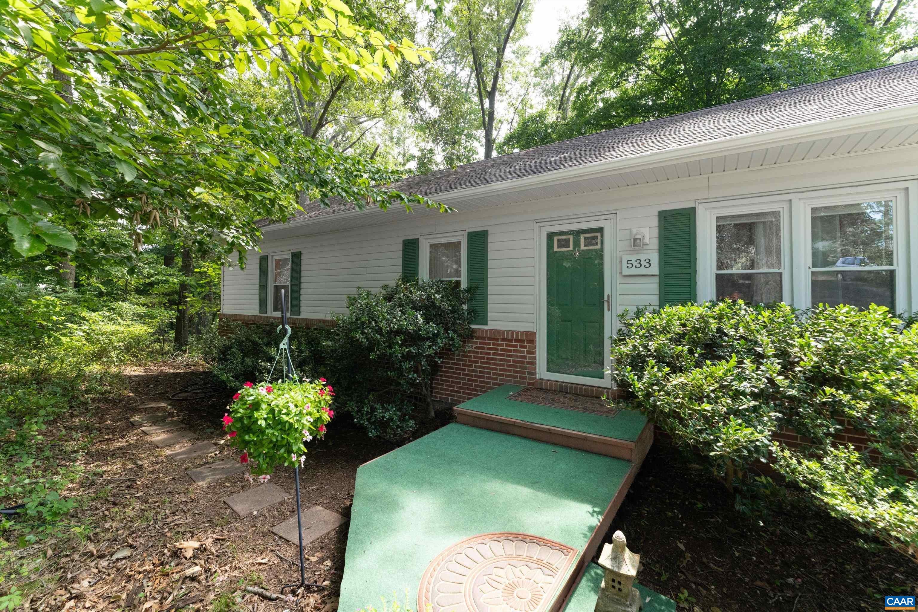 533 JESTER LN