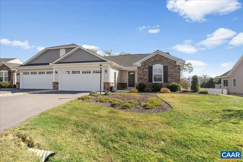 Photo of 165 Peak Dr S, Mcgaheysville, VA 22840 (MLS # 669985)