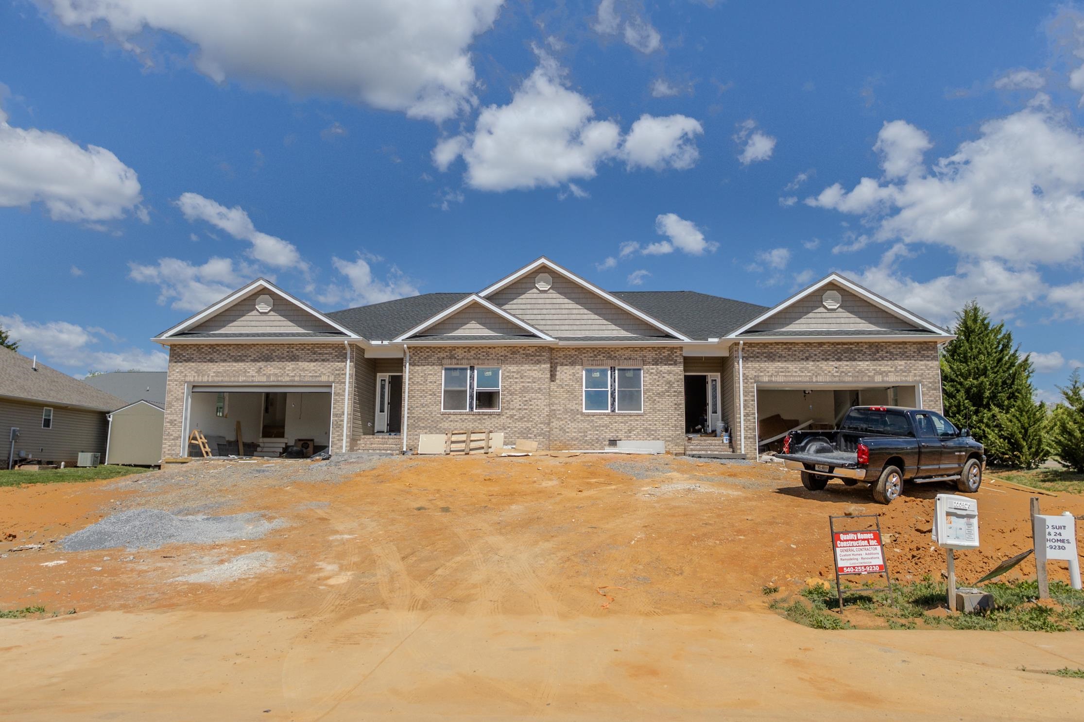 5 MERIWETHER CIR