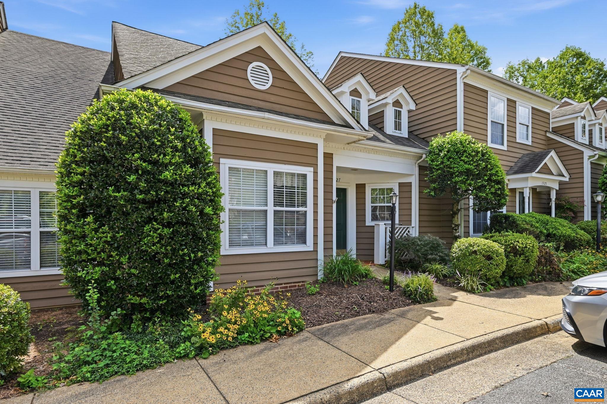 1327 WIMBLEDON WAY