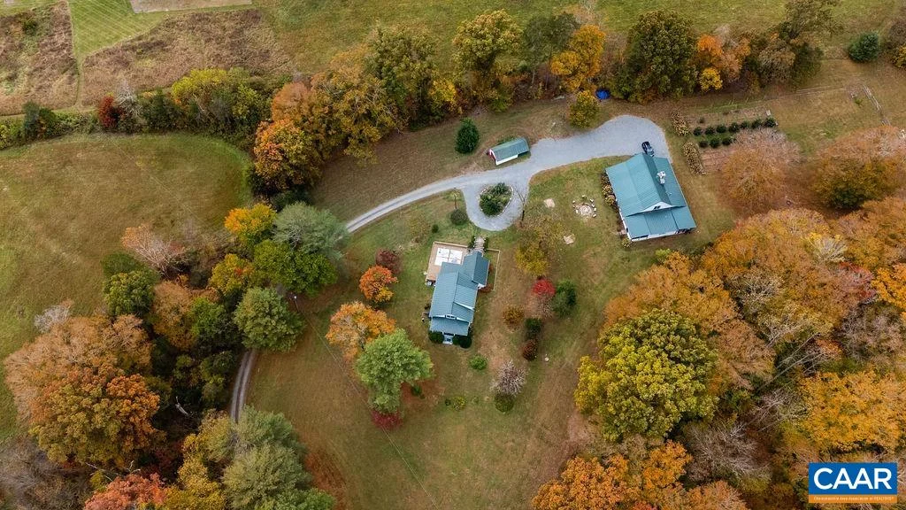 325 Old Roseland Rd, Roseland, VA, 22967