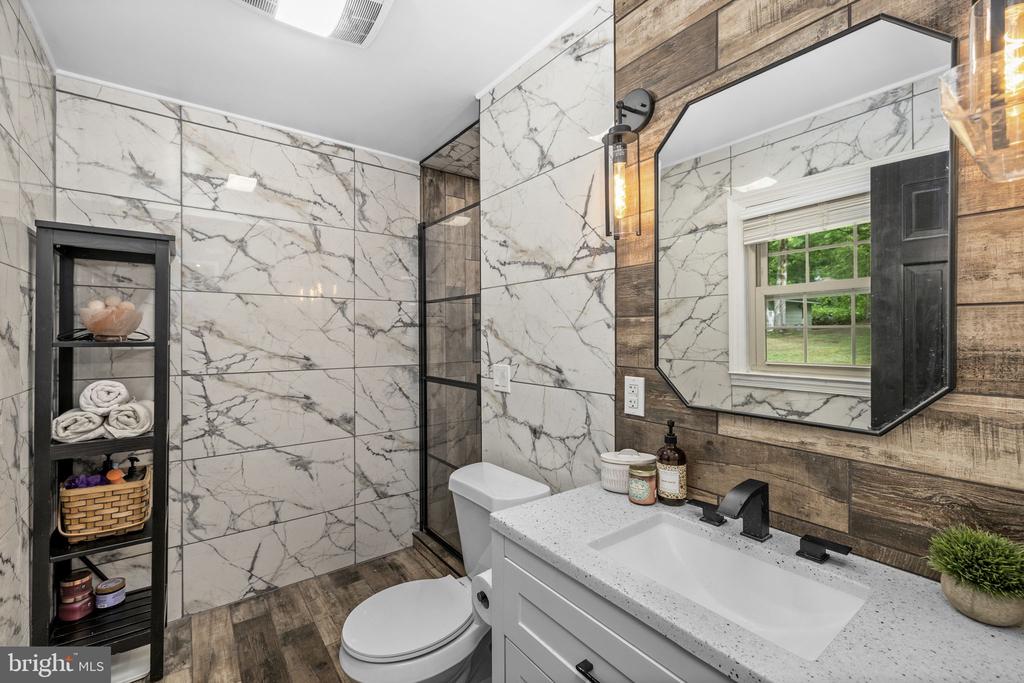 7501 HUNTERS LODGE DR