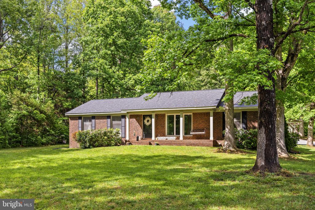 7501 HUNTERS LODGE DR