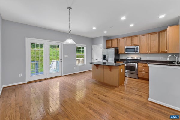 1997 ASHEVILLE DR, CHARLOTTESVILLE, VA 22911 - Image 9e501ac74e67d3a61d0cfbdcecd83a59/1096219821