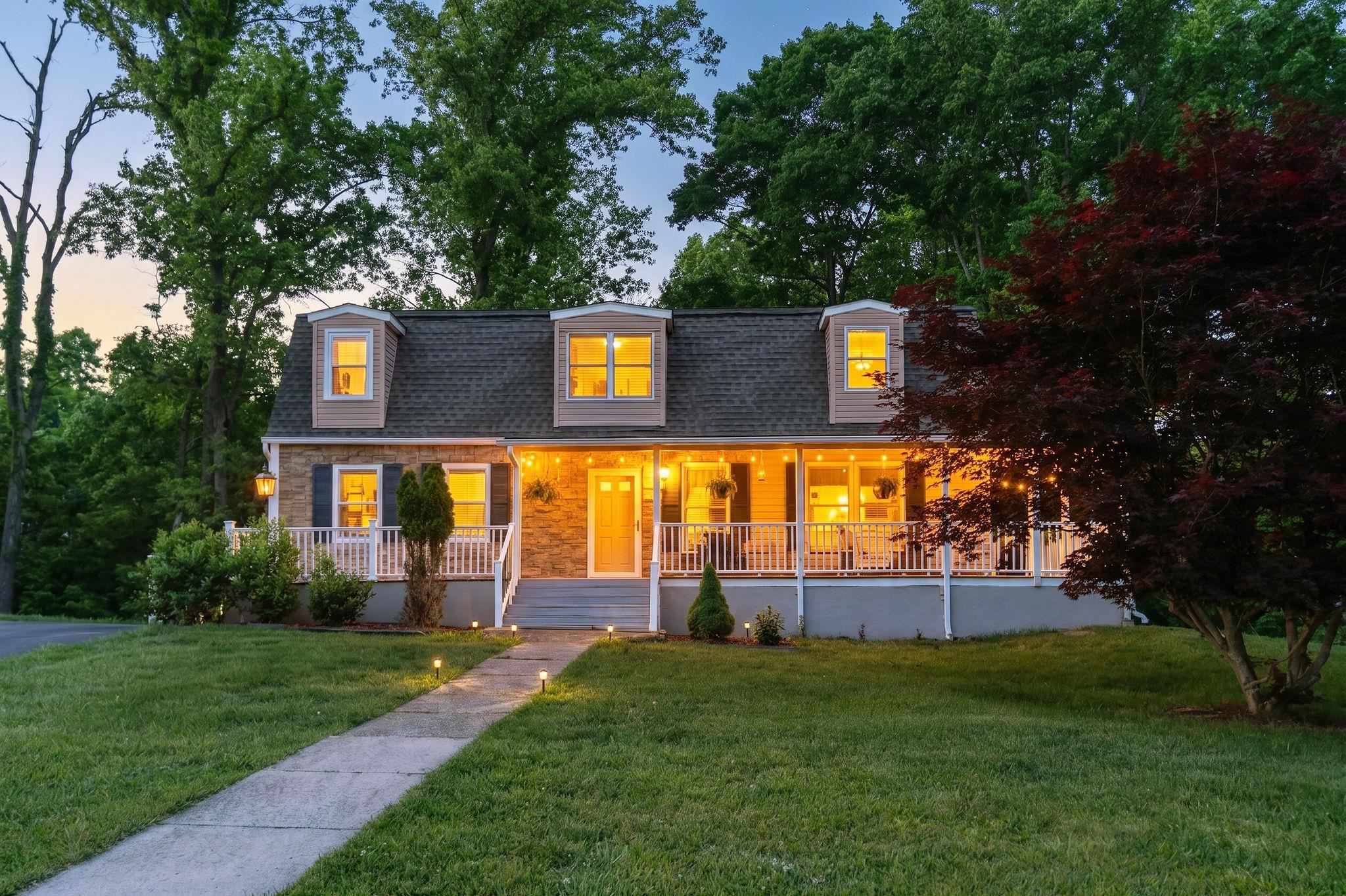 875 CAMPBELLS HOLLOW RD