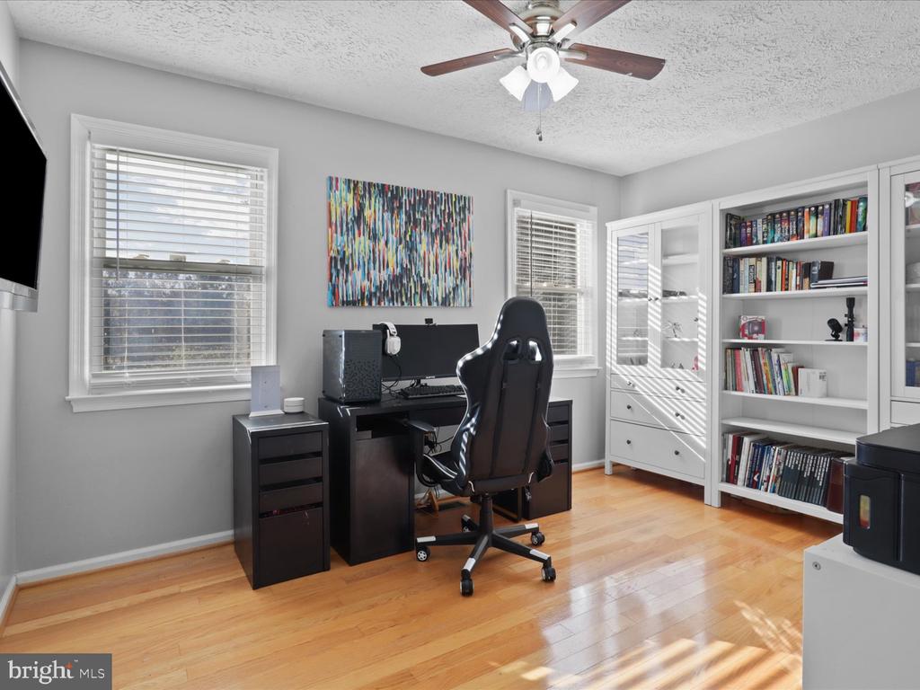 Marshall, Virginia, United States, 5 Bedrooms Bedrooms, ,3 BathroomsBathrooms,Residential,Active,237419