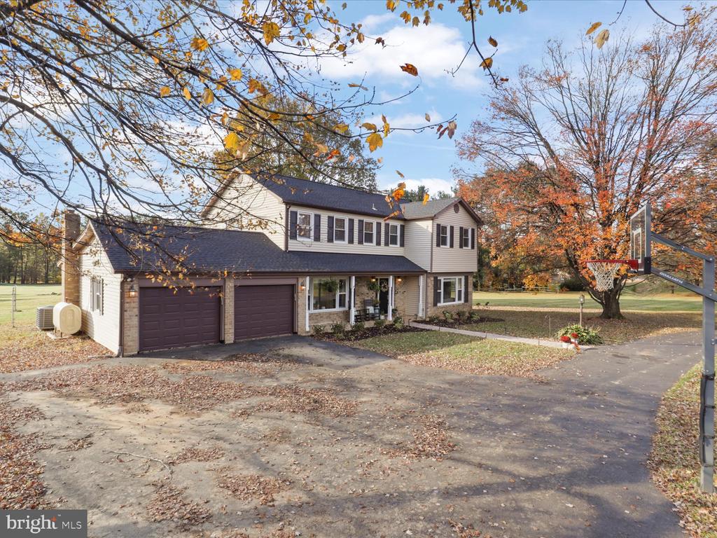 Marshall, Virginia, United States, 5 Bedrooms Bedrooms, ,3 BathroomsBathrooms,Residential,Active,237419