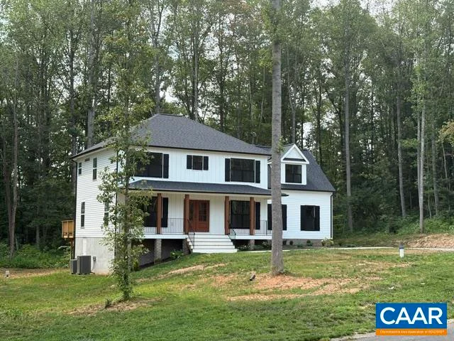 53 Porkchop Ct