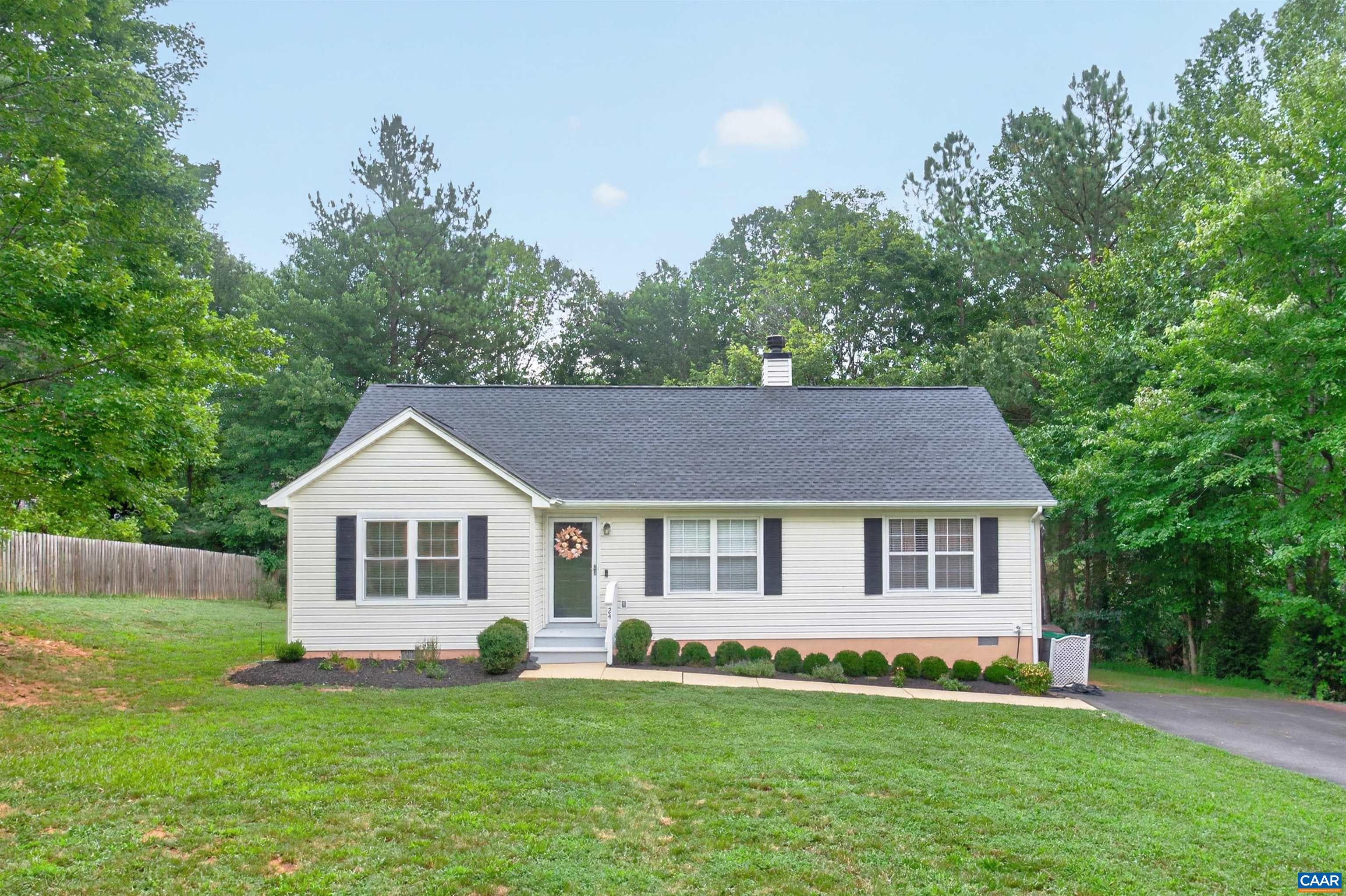 24 LAFAYETTE DR