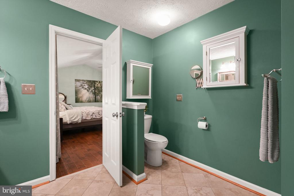 Fredericksburg, Virginia 22408, United States, 5 Bedrooms Bedrooms, ,3 BathroomsBathrooms,Residential,Pending,204287