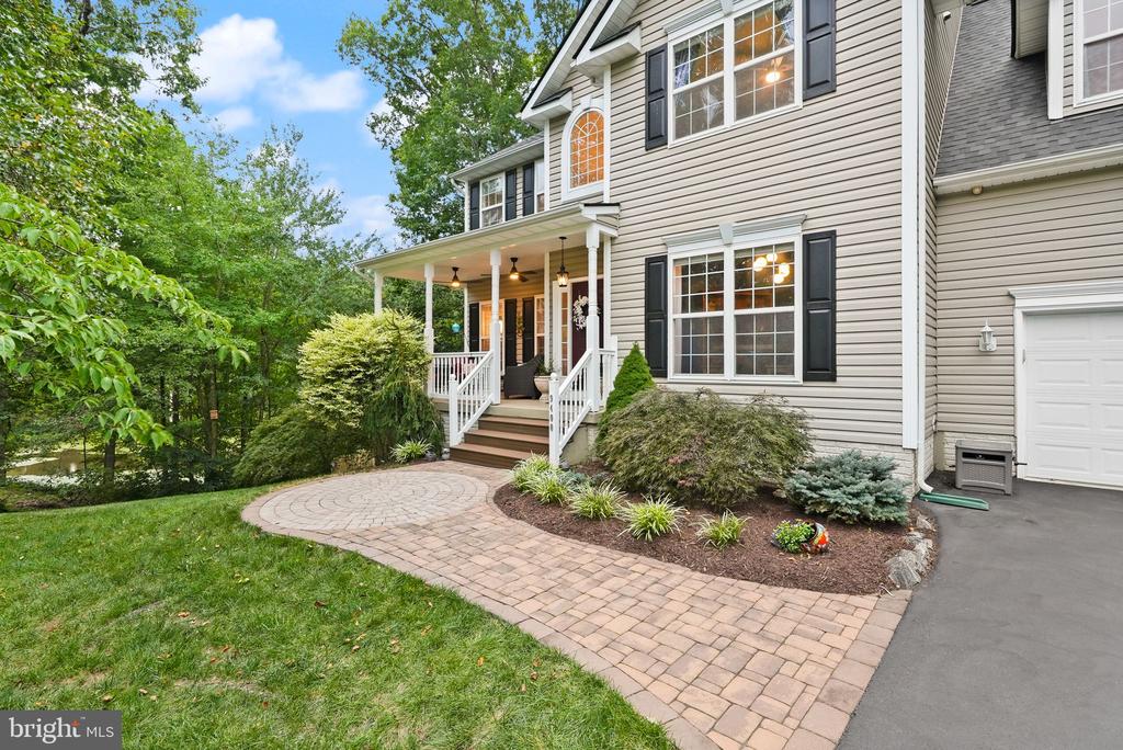 Fredericksburg, Virginia 22408, United States, 5 Bedrooms Bedrooms, ,3 BathroomsBathrooms,Residential,Pending,204287