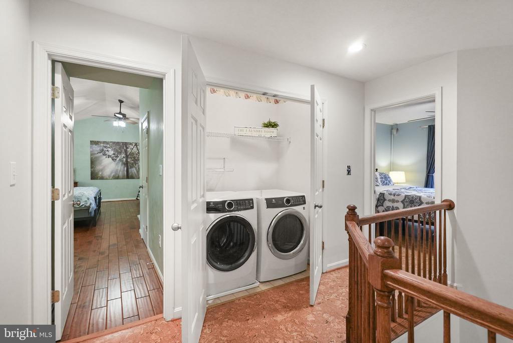 Fredericksburg, Virginia 22408, United States, 5 Bedrooms Bedrooms, ,3 BathroomsBathrooms,Residential,Pending,204287