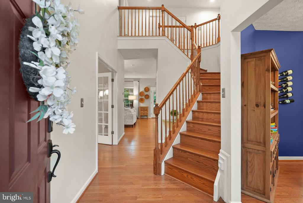 Fredericksburg, Virginia 22408, United States, 5 Bedrooms Bedrooms, ,3 BathroomsBathrooms,Residential,Pending,204287