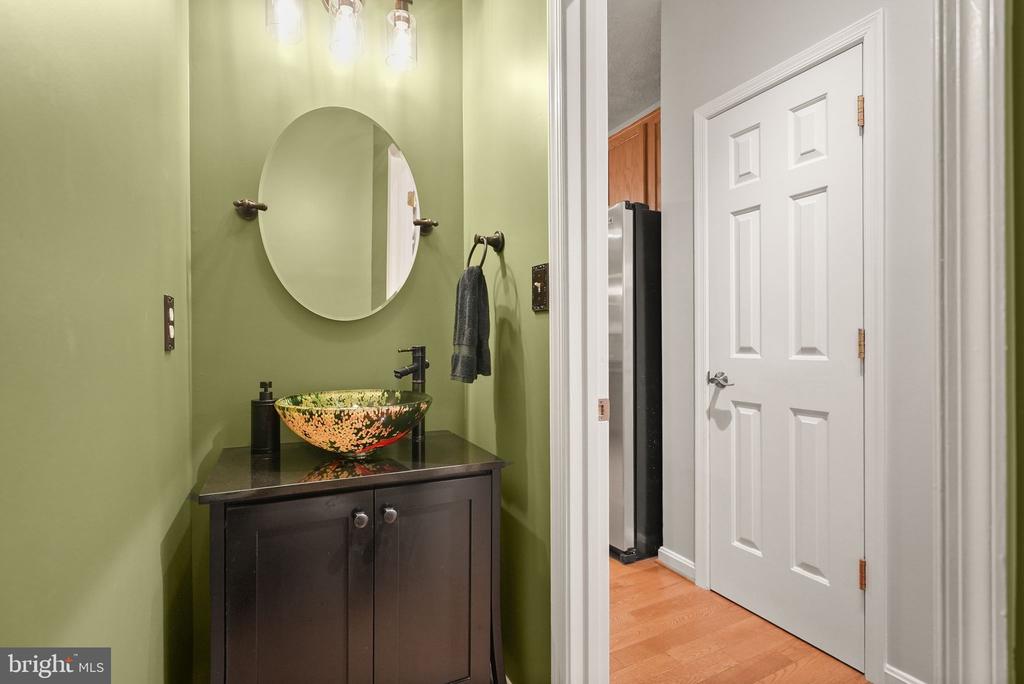 Fredericksburg, Virginia 22408, United States, 5 Bedrooms Bedrooms, ,3 BathroomsBathrooms,Residential,Pending,204287