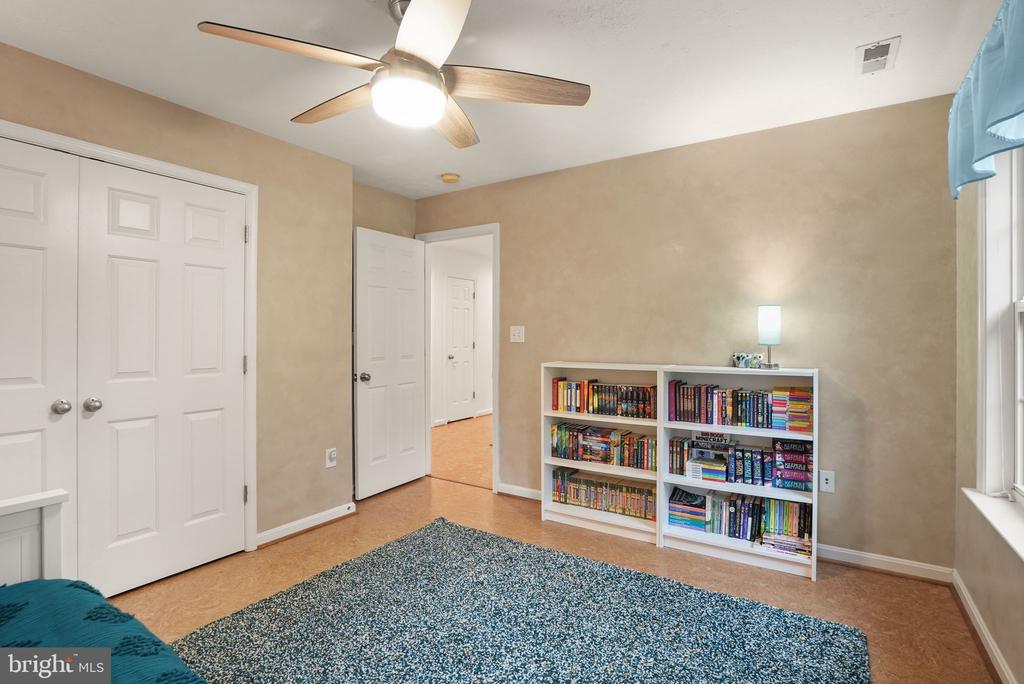 Fredericksburg, Virginia 22408, United States, 5 Bedrooms Bedrooms, ,3 BathroomsBathrooms,Residential,Pending,204287