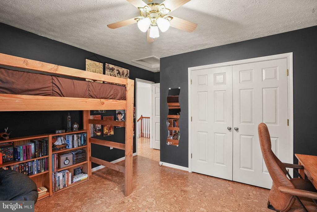 Fredericksburg, Virginia 22408, United States, 5 Bedrooms Bedrooms, ,3 BathroomsBathrooms,Residential,Pending,204287