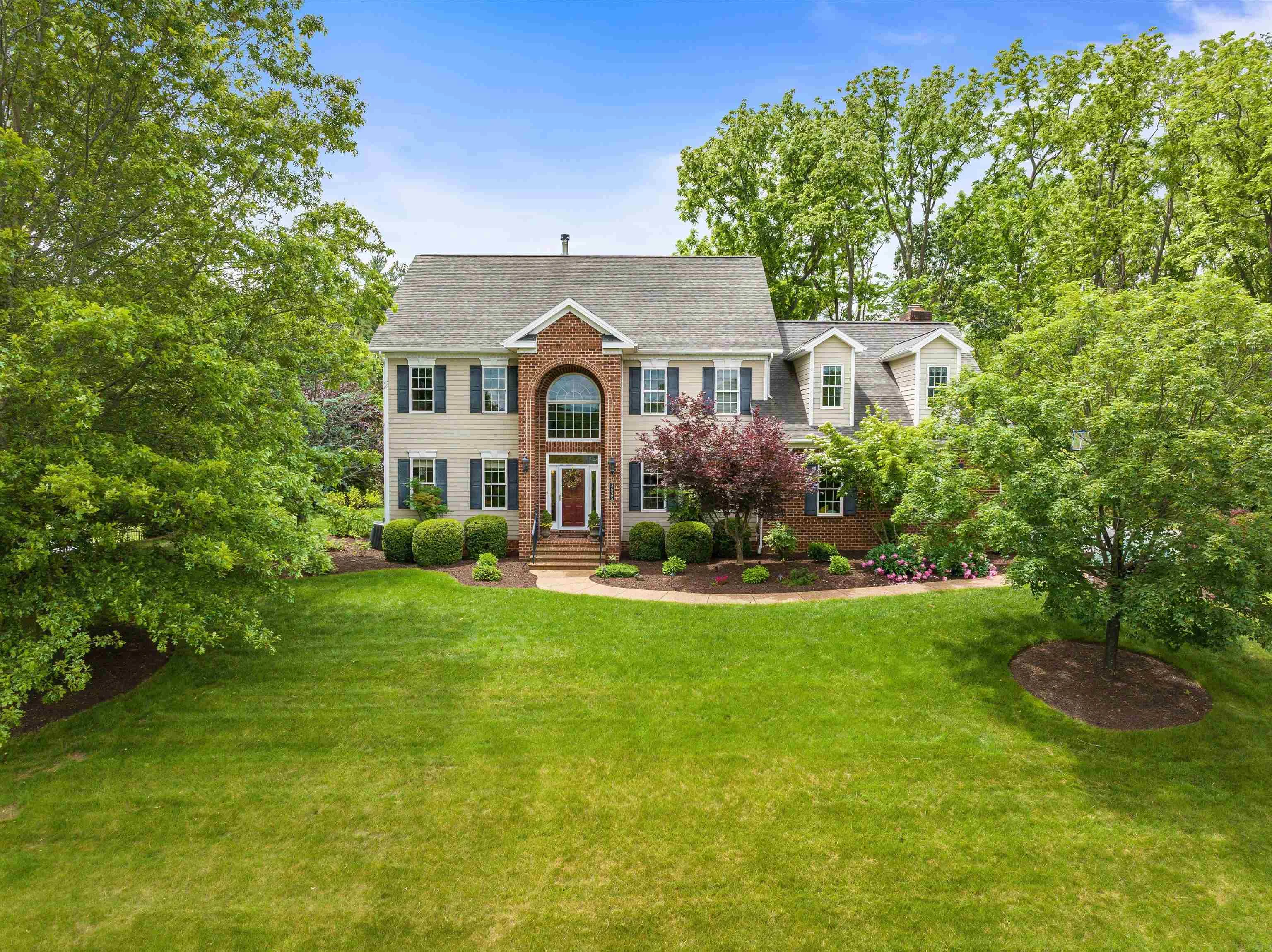 3525 Traveler Rd