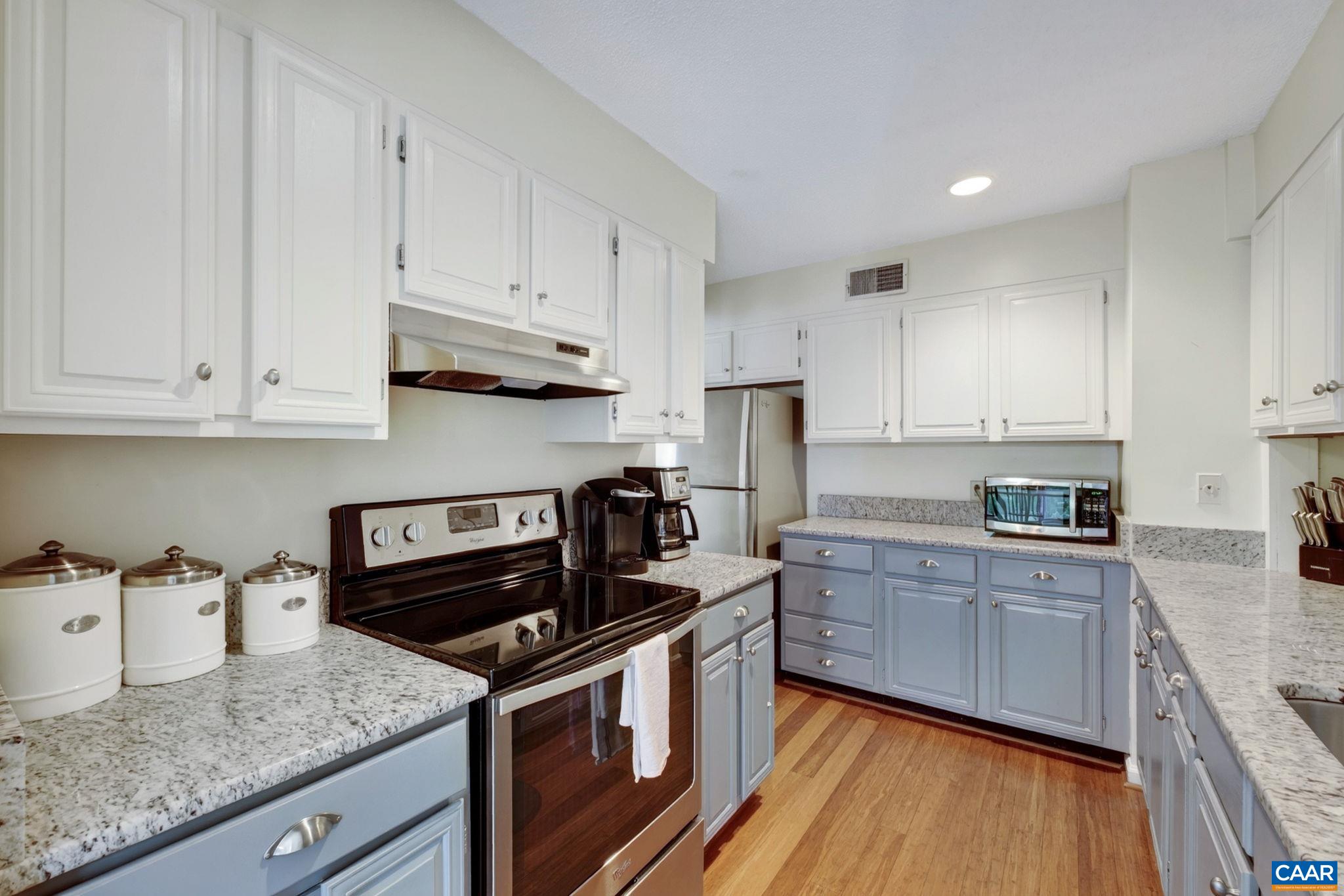 2072 STONE RIDGE CONDOS
