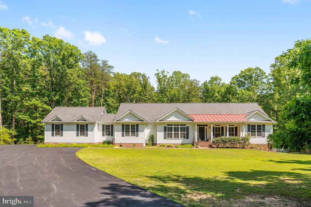 32454 GADSDEN LN