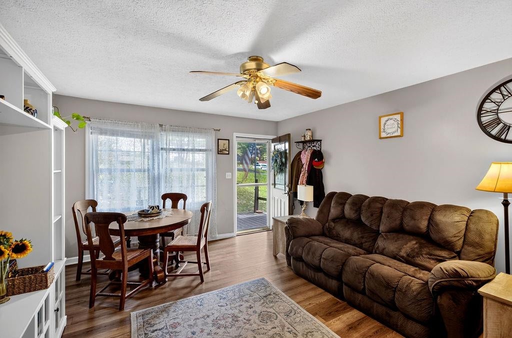 1513 SHENANDOAH AVE
