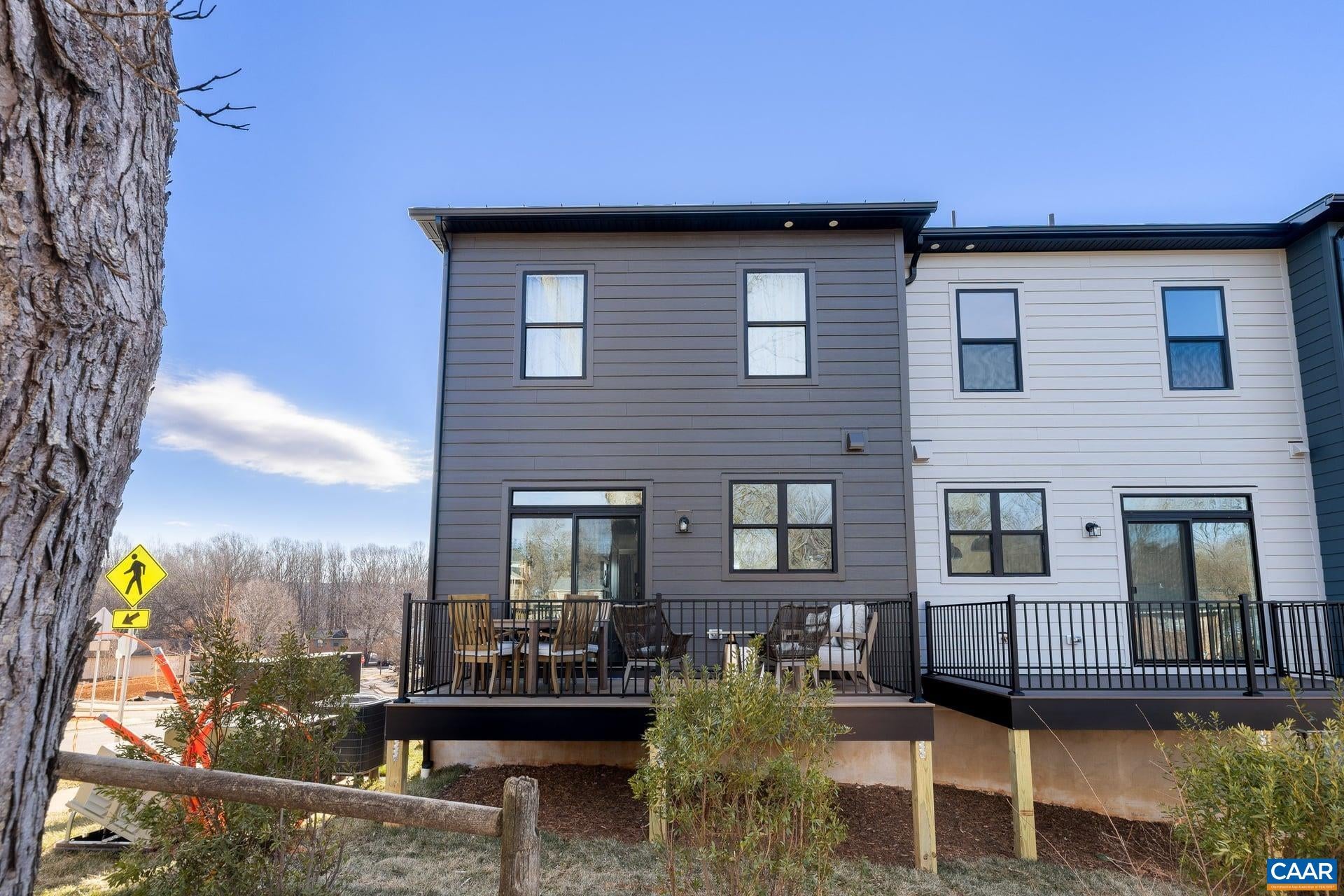 16 KEENE CT