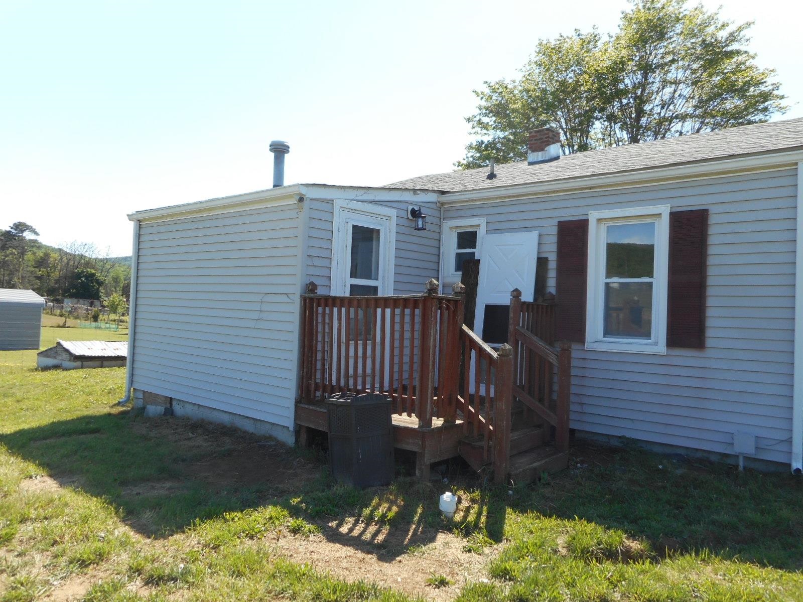18874 HUCKLEBERRY RD